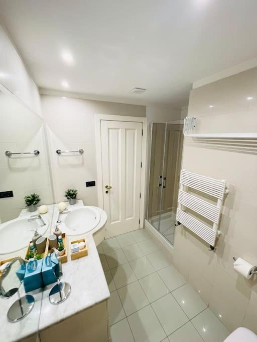 Re Gallo Luxury Apartment Plebiscito In Via Chiaia 나폴리 외부 사진